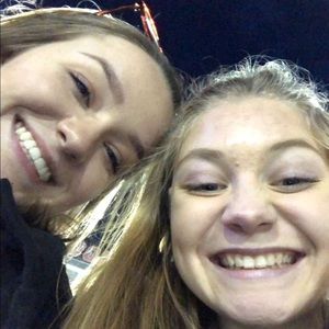 Meet your Posher, Caroline